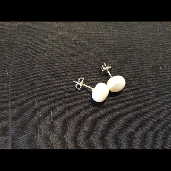 New Genuine Freshwater Pearl EARRINGS Cream White - Picture 7 of 7